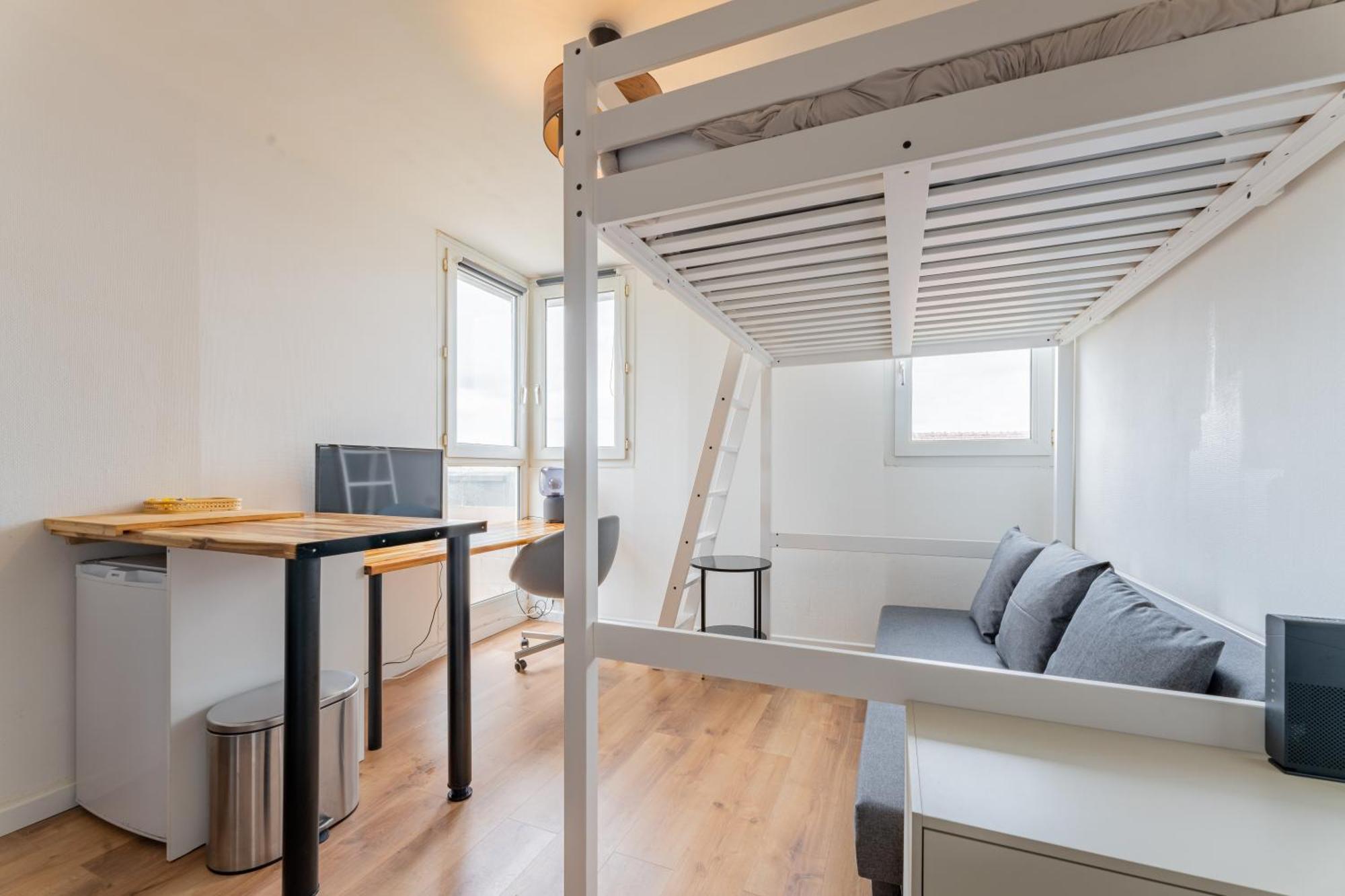 Charlemagne - Studio Confortable Avec Parking Gratuit - Quelques Pas De La Gare, Cuisine, Wifi Leilighet Arras Eksteriør bilde